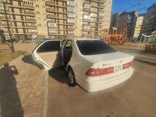 2001 Toyota Vista V (V50) Рестайлинг, белый, 850000 рублей, вид 3