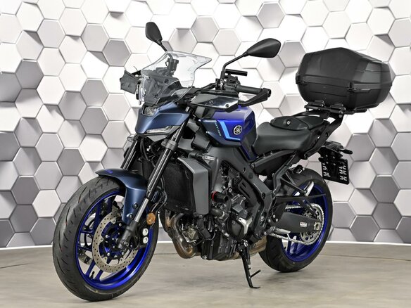 2024 Yamaha MT-09 (FZ-09), синий, 1299000 рублей - вид 1