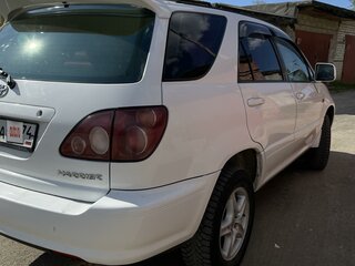 1999 Toyota Harrier I (XU10), белый, 780000 рублей, вид 3