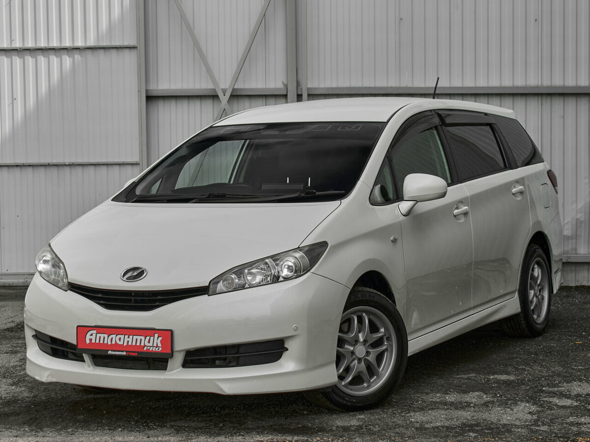 Открыть фотографии: Toyota Wish II