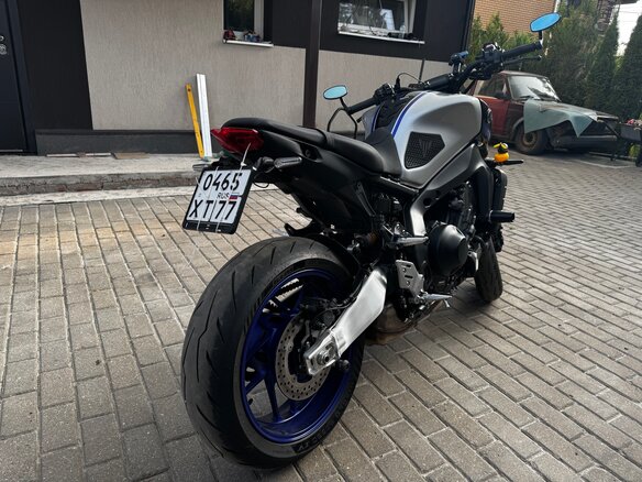 2021 Yamaha MT-09 (FZ-09), серый, 1200000 рублей - вид 4