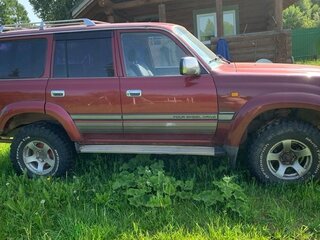 1996 Toyota Land Cruiser 80 Series Рестайлинг, красный, 900000 рублей, вид 4