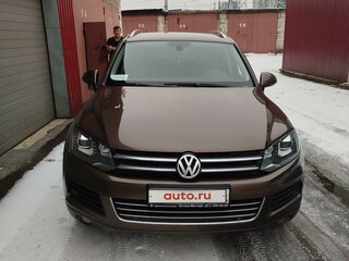 2012 Volkswagen Touareg II, коричневый, 1600000 рублей, вид 2