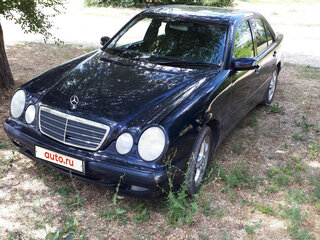 2000 Mercedes-Benz E-Класс 280 II (W210, S210) Рестайлинг, синий, 1150000 рублей, вид 1