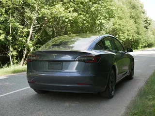 2022 Tesla Model 3 Long Range I, серый, 3000000 рублей, вид 4