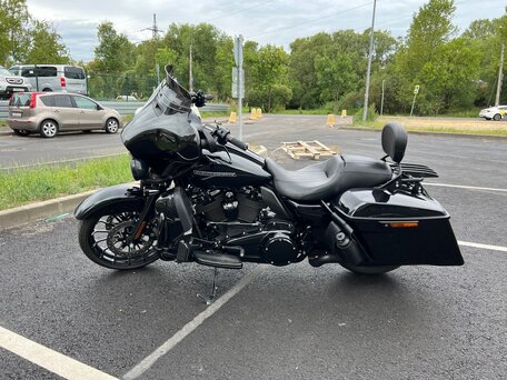 2018 Harley-Davidson Street Glide Special, чёрный, 2190000 рублей, вид 3