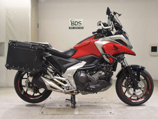 2022 Honda NC 750X, красный, 900000 рублей, вид 1