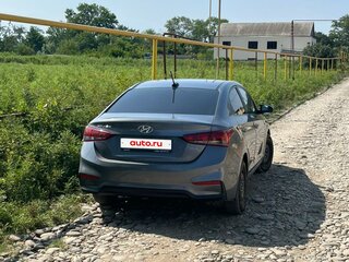 2018 Hyundai Solaris II, серый, 760000 рублей, вид 3