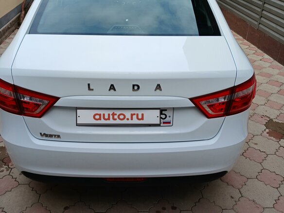 2021 Lada (ВАЗ) Vesta I, белый, 1300000 рублей - вид 3