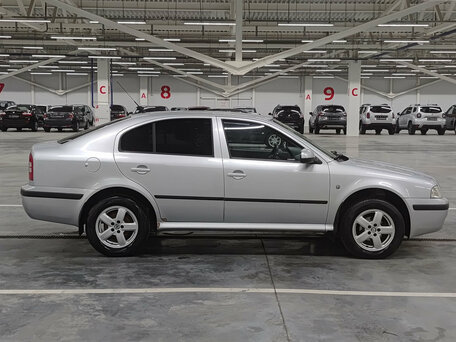 2010 Skoda Octavia I (A4) Рестайлинг, серебристый, 339000 рублей, вид 4