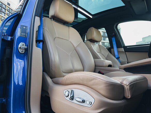 2019 Porsche Macan I Рестайлинг, синий, 4999000 рублей - вид 30
