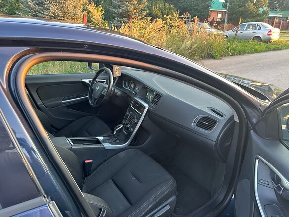2014 Volvo V60 SV I Рестайлинг, синий, 1400000 рублей - вид 10