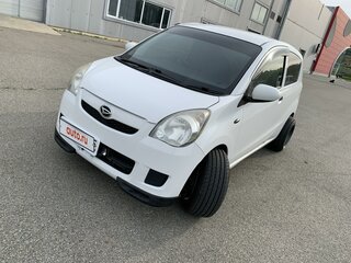2011 Daihatsu Mira VII, белый, 330000 рублей, вид 1