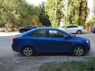 2012 Chevrolet Aveo II, синий, 700000 рублей, вид 2