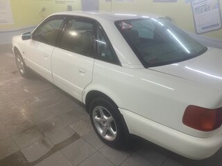1995 Audi A6 I (C4), белый, 400000 рублей, вид 5