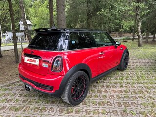 2013 Mini Hatch Cooper S II (R56) Рестайлинг, красный, 1250000 рублей, вид 2