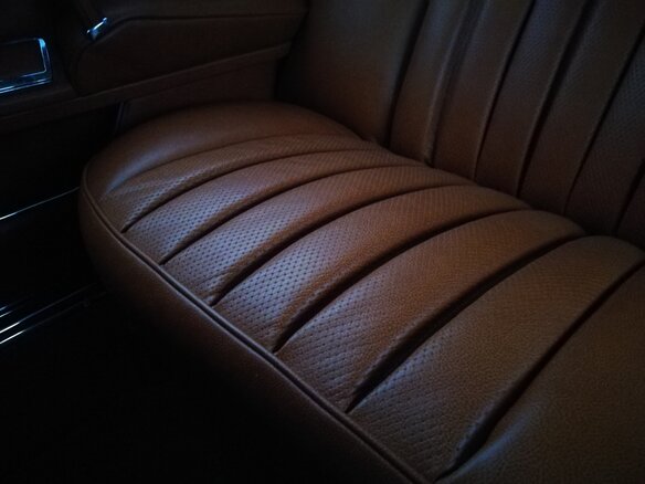 1970 Mercedes-Benz W100, чёрный - вид 3