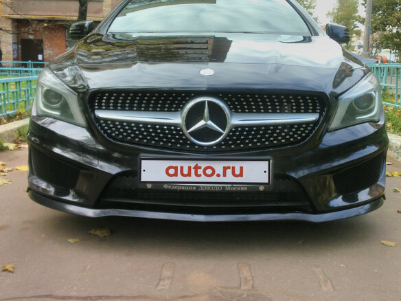 2013 Mercedes-Benz CLA 180 I (C117, X117), чёрный - вид 2
