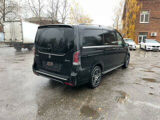 2024 Mercedes-Benz V-Класс Long 300 d длинный III (W447) Рестайлинг 2, чёрный, 13900000 рублей, вид 3