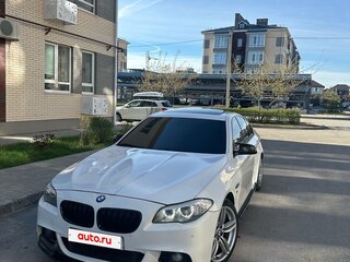 2013 BMW 5 серии 535i xDrive VI (F10/F11/F07), белый, 2849000 рублей, вид 5
