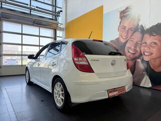 2011 Hyundai i30 II, белый, 759000 рублей, вид 4
