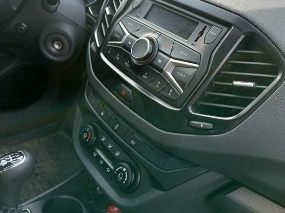 2020 Lada (ВАЗ) Vesta I, чёрный, 1400000 рублей - вид 28