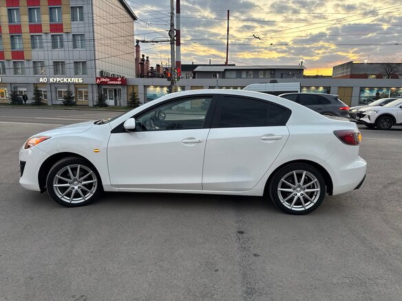 2011 Mazda 3 II (BL), белый, 830000 рублей - вид 8