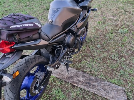 2013 Yamaha XJ6 (FZ6R), серый, 640000 рублей, вид 4