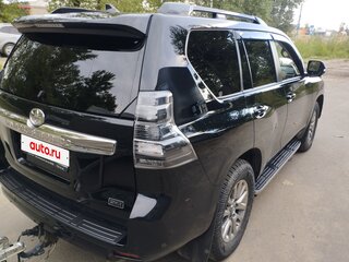 2017 Toyota Land Cruiser Prado 150 Series Рестайлинг 1, чёрный, 4350000 рублей, вид 5
