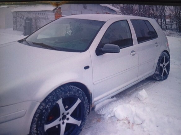 1999 Volkswagen Golf IV, серебристый, 450000 рублей - вид 2