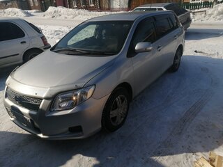 2007 Toyota Corolla Fielder X (E140, E150), серый, 750000 рублей, вид 1