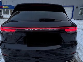 2018 Porsche Cayenne III, чёрный, 6900000 рублей, вид 4