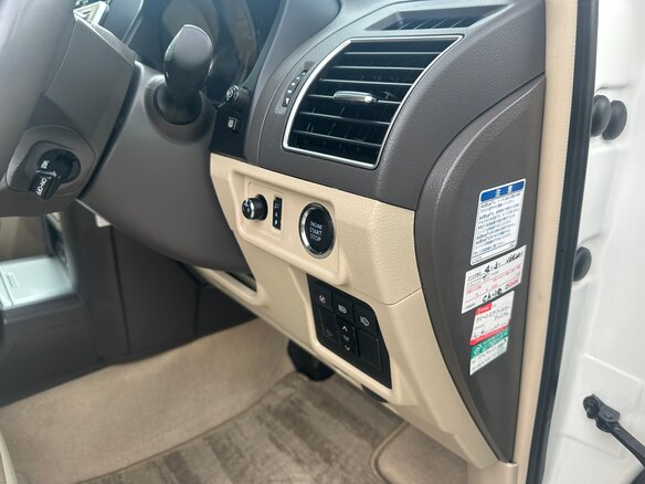 2021 Toyota Land Cruiser Prado 150 Series Рестайлинг 3, белый, 5700000 рублей - вид 31