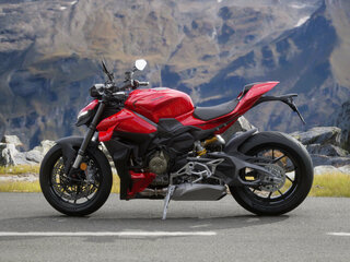 2026 Ducati Streetfighter V4, красный, 3290000 рублей, вид 3