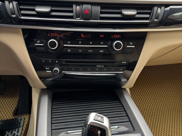 2014 BMW X5 25d III (F15), чёрный, 2800000 рублей - вид 10