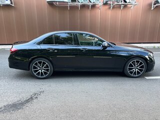 2020 Mercedes-Benz E-Класс 200 V (W213, S213, C238) Рестайлинг, чёрный, 4450000 рублей, вид 4