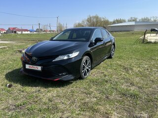 2020 Toyota Camry VIII (XV70), чёрный, 3100000 рублей, вид 3
