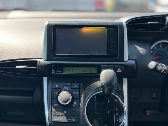 2009 Toyota Wish II, чёрный, 1459000 рублей - вид 21