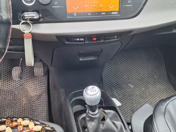 2017 Citroen C4 Picasso Grand II Рестайлинг, белый, 880000 рублей - вид 14