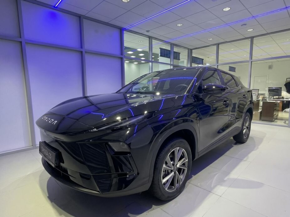 Открыть фотографии: Omoda C5 II