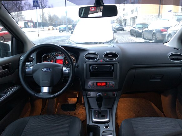 2009 Ford Focus II Рестайлинг, чёрный - вид 8