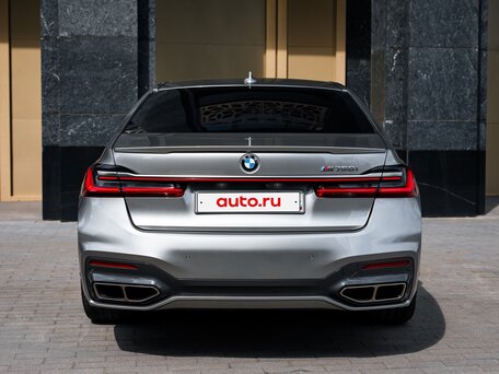 2019 BMW 7 серии 750i xDrive VI (G11/G12) Рестайлинг, серый, 6500000 рублей, вид 4