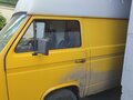 1982 Volkswagen Transporter 4-speed T3, жёлтый - вид 3