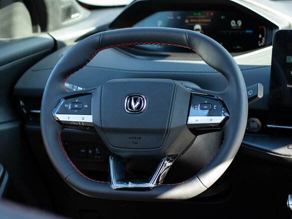 2026 Changan UNI-S I, серый, 3229900 рублей - вид 5