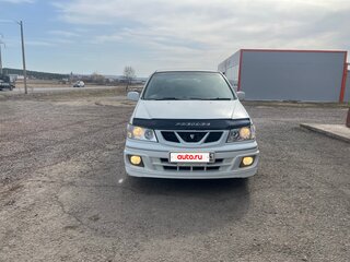 1999 Nissan Presage I, белый, 455000 рублей, вид 2