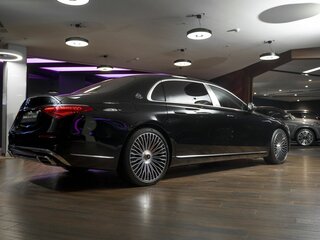 2023 Mercedes-Benz Maybach S-Класс 580 II (Z223), чёрный, 30000000 рублей, вид 5