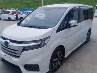 2019 Honda Stepwgn Spada V Рестайлинг, белый, 2700000 рублей, вид 1