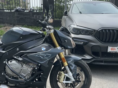 2017 BMW S 1000 R, серый, 1000000 рублей, вид 4