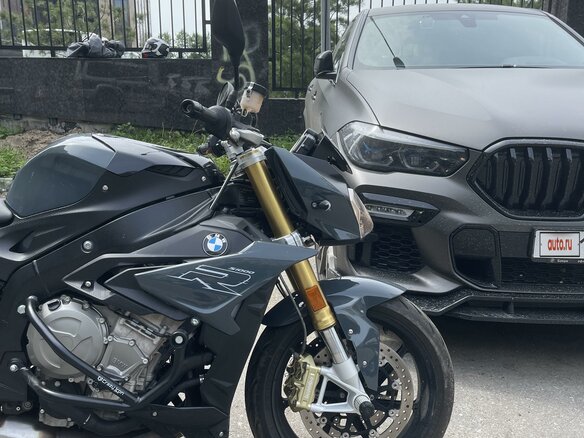 2017 BMW S 1000 R, серый, 1000000 рублей - вид 3