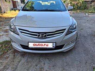 2014 Hyundai Solaris I Рестайлинг, бежевый, 1200000 рублей, вид 4